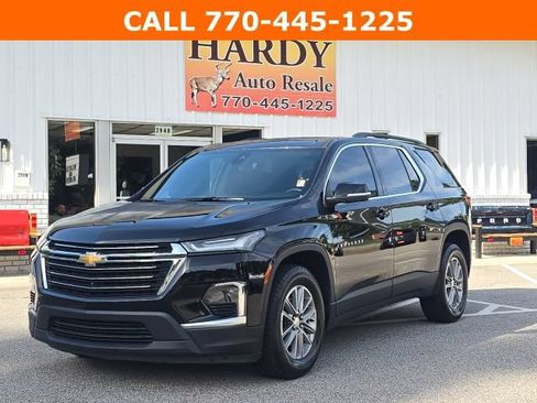Used 2023 Chevrolet Traverse LT FWD image 1