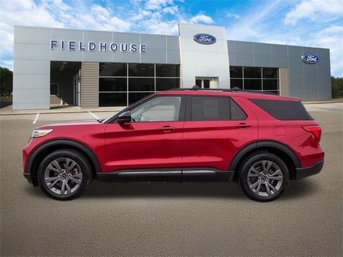 Used 2023 Ford Explorer XLT w/ Equipment Group 202A image 18