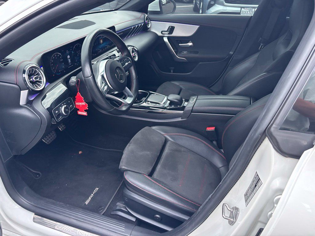 Used 2021 Mercedes-Benz CLA 35 AMG 4MATIC image 13