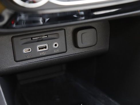 Used 2023 Buick Encore GX Essence w/ Advanced Technology Package image 30