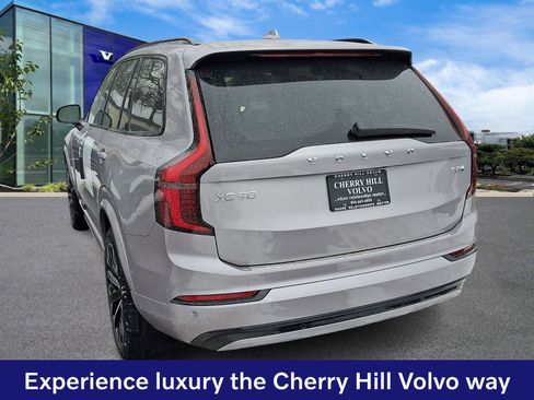 New 2026 Volvo XC90 T8 Ultra w/ Protection Package Premier AWD/4WD image 3