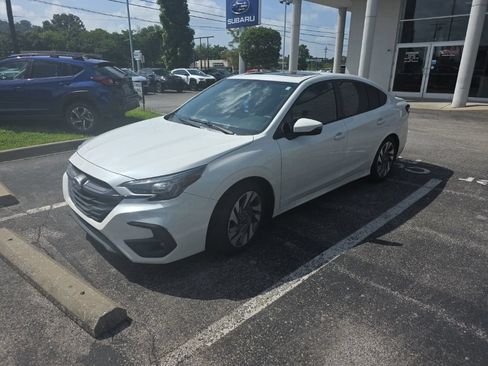 Used 2025 Subaru Legacy Limited AWD/4WD image 1