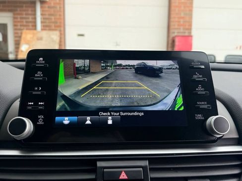 Used 2020 Honda Accord Sport image 23