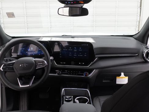 New 2026 Chevrolet Equinox LT w/ Midnight Edition FWD image 34