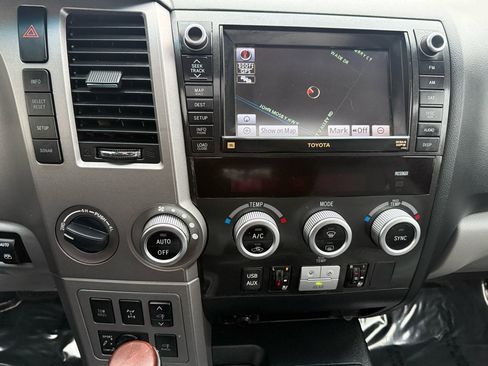 Used 2012 Toyota Sequoia Platinum image 37