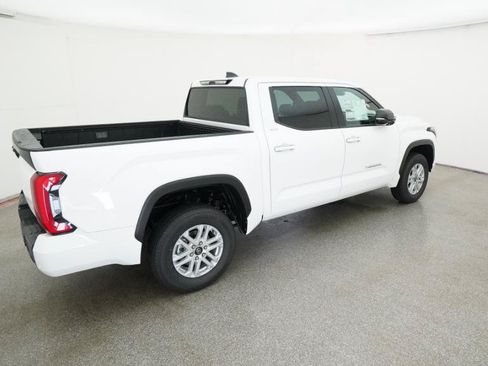 New 2026 Toyota Tundra SR5 AWD/4WD image 10
