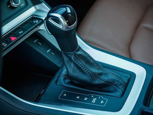 Used 2023 Audi Q3 2.0T Premium w/ Convenience Package image 21