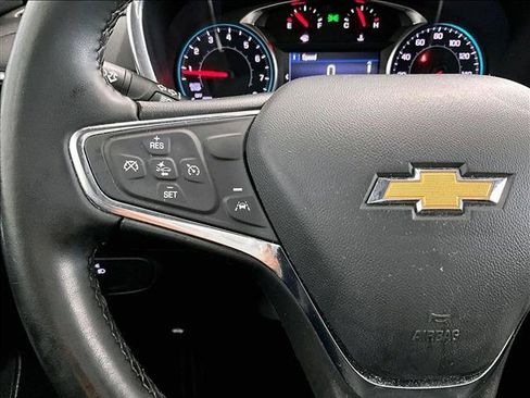 Used 2023 Chevrolet Equinox LT FWD image 20