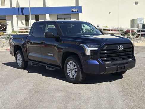 Used 2022 Toyota Tundra SR5 image 8
