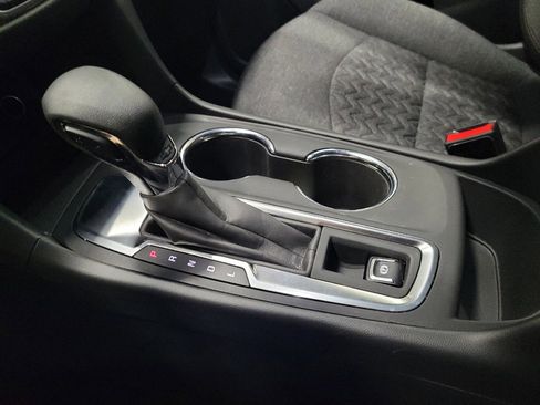 Used 2022 Chevrolet Equinox LT image 26