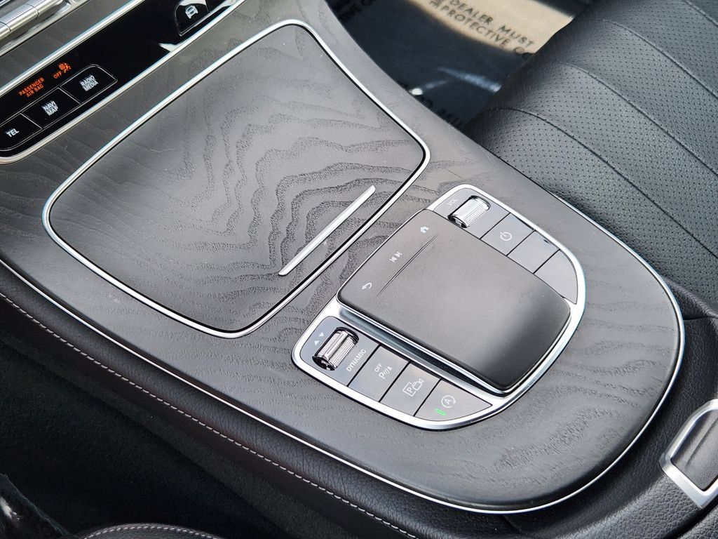 Used 2023 Mercedes-Benz E 350 4MATIC Sedan image 19