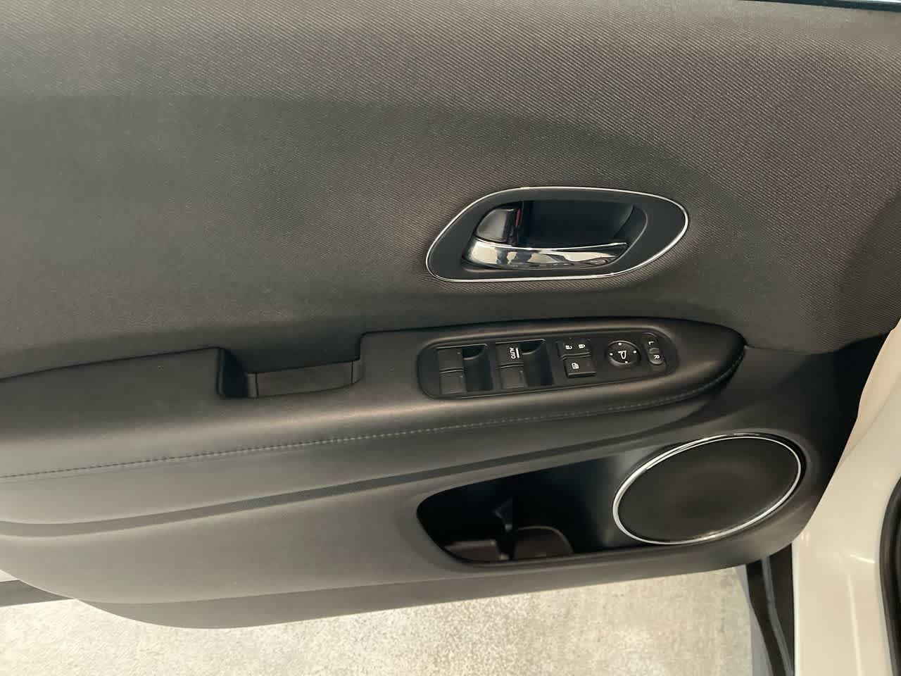 Used 2019 Honda HR-V EX image 13