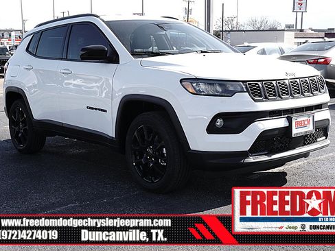 New 2026 Jeep Compass Latitude image 7