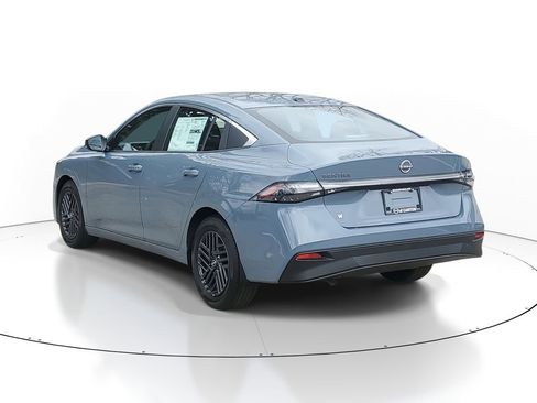 New 2026 Nissan Sentra SV w/ SV Convenience Package FWD image 3