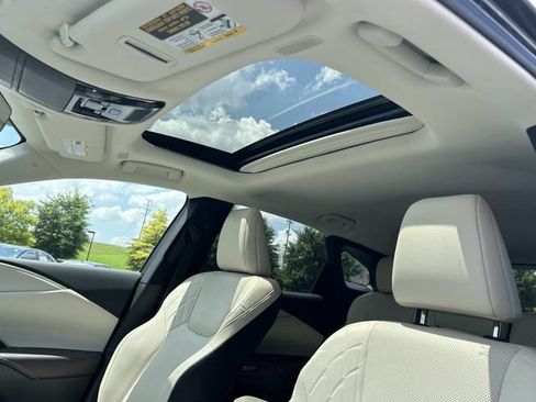 Used 2024 Lexus RX 350h w/ Accessory Package (Z1) AWD/4WD image 23
