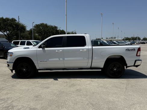 Used 2022 RAM 1500 Big Horn AWD/4WD image 9