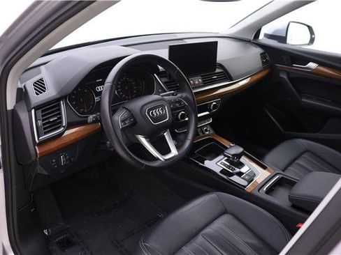 Certified 2022 Audi Q5 2.0T Premium image 9