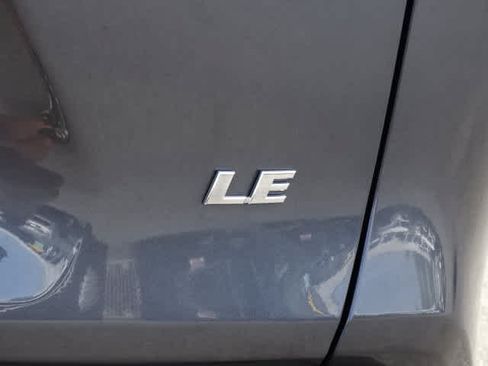 Used 2024 Toyota RAV4 LE FWD image 11