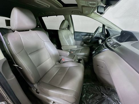 Used 2015 Honda Odyssey EX-L image 12