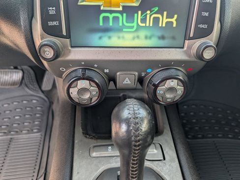 Used 2015 Chevrolet Camaro LT RWD image 19