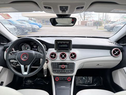Used 2015 Mercedes-Benz GLA 250 image 20