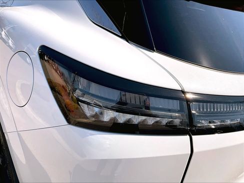 Certified 2025 Nissan Murano SV AWD/4WD image 31