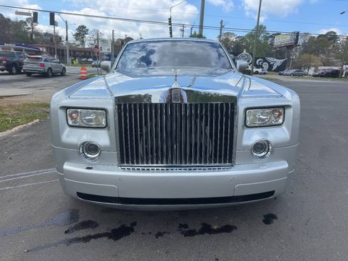 Used 2004 Rolls-Royce Phantom Sedan RWD image 9
