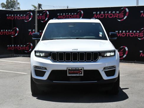 Used 2024 Jeep Grand Cherokee Limited 4xe AWD/4WD image 2
