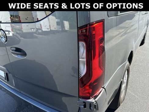 Used 2023 Mercedes-Benz Sprinter 2500 image 10