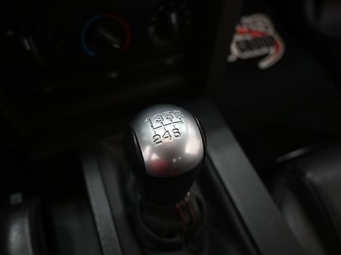 Used 2009 Ford Mustang Shelby GT500 RWD image 8