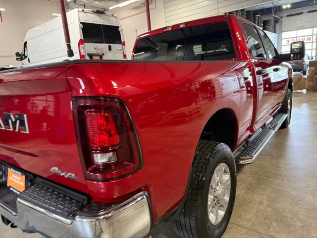 Certified 2026 RAM 2500 Big Horn AWD/4WD image 23