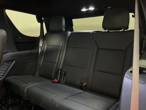 Used 2025 GMC Yukon Denali w/ Sun & Power Step Package AWD/4WD image 26
