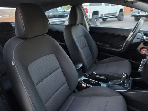 Used 2015 Kia Forte LX w/ Popular Package FWD image 15