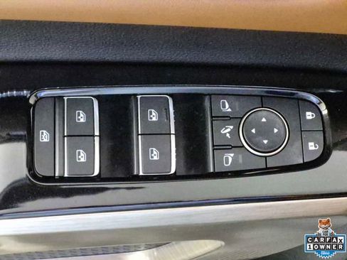 Used 2025 Nissan Pathfinder Platinum w/ Cargo Package AWD/4WD image 16