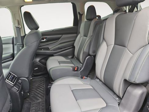 Used 2024 Subaru Ascent Onyx Edition Limited image 13