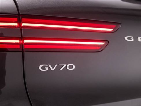 New 2026 Genesis GV70 3.5T Sport Prestige image 15
