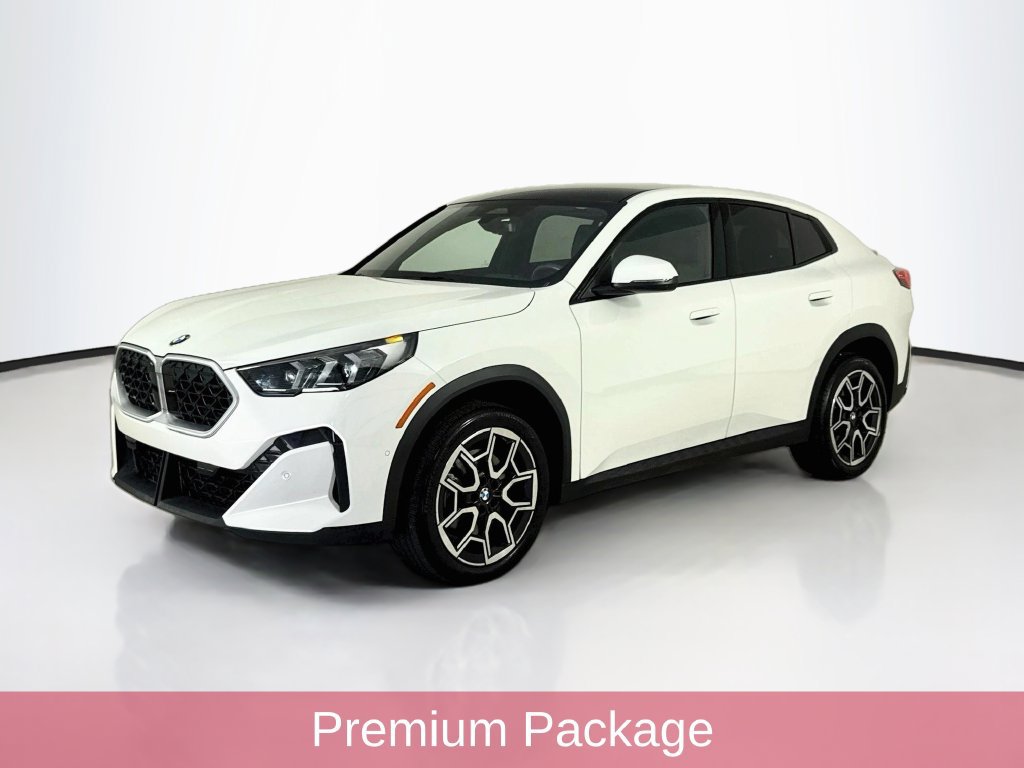 Used 2025 BMW X2 xDrive28i w/ Premium Package AWD/4WD image 3