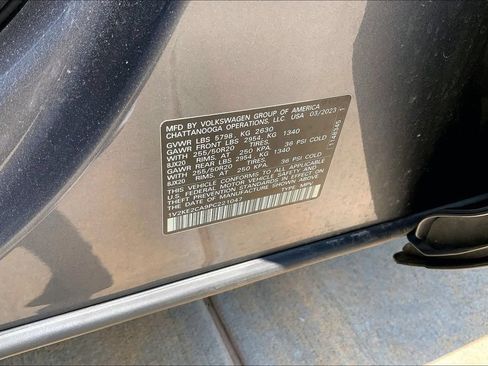 Certified 2023 Volkswagen Atlas Cross Sport SE w/ Panoramic Sunroof Package AWD/4WD image 34