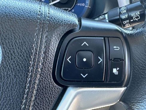 Used 2016 Toyota Sienna XLE FWD image 26