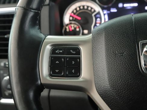 Used 2017 RAM 1500 Laramie w/ Convenience Group image 10