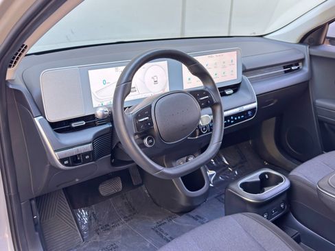 Used 2024 Hyundai Ioniq 5 SEL RWD image 11