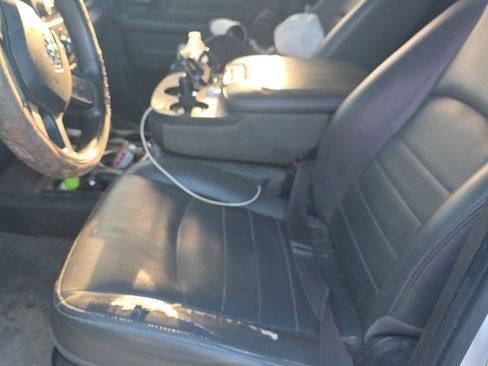 Used 2017 RAM 3500 Tradesman w/ Chrome Appearance Group image 6