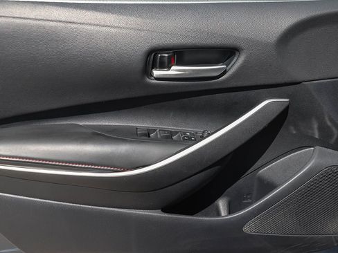 Certified 2025 Toyota Corolla SE FWD image 20