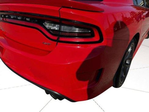 Used 2019 Dodge Charger GT RWD image 14