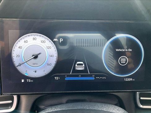 Used 2023 Hyundai Elantra SEL w/ Convenience Package FWD image 8