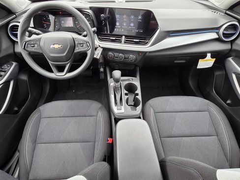 New 2026 Chevrolet Trax LS w/ Driver Confidence Package FWD image 7