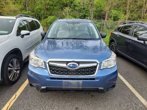 Used 2016 Subaru Forester 2.5i w/ Alloy Wheel Package AWD/4WD image 2