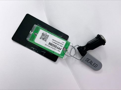 Used 2023 Tesla Model 3 Standard Range RWD image 9