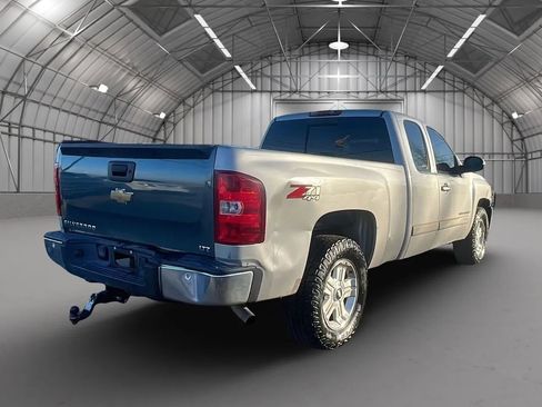 Used 2007 Chevrolet Silverado 1500 LTZ w/ Safety Package AWD/4WD image 5