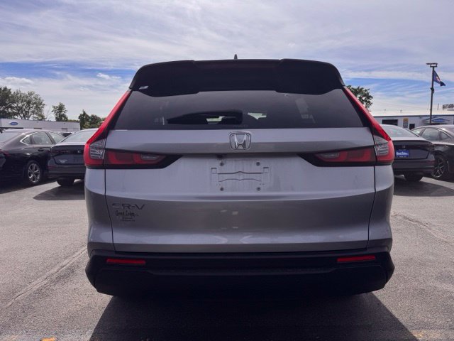 Used 2024 Honda CR-V EX image 2